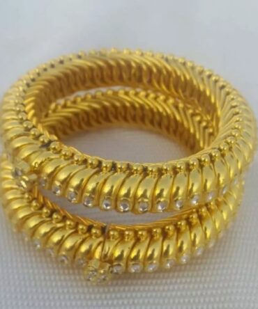 Pearl Golden kada